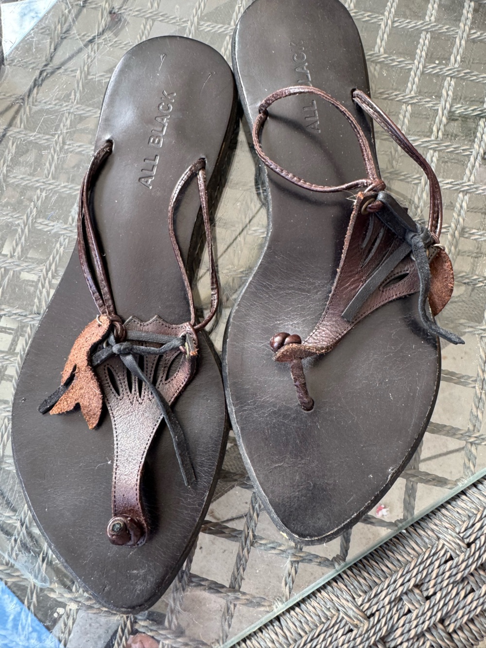 Women's Brown Leather Thong Sandals with Decorative Tassel